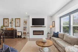 18017 Nolita Ln, Charlotte, NC 28204 - Photo 6