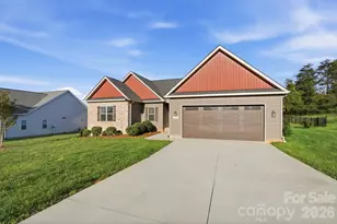 172 Staffordshire Dr, Statesville, NC 28625 - Photo 4