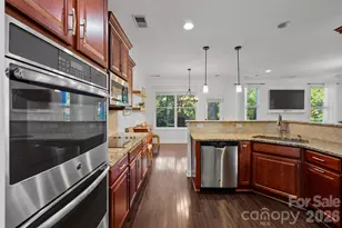 949 Autumn Glen Ct, Lake Wylie, SC 29710 - Photo 6