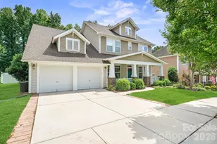 8920 Lake Pines Dr, Cornelius, NC 28031 - Photo 2
