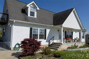 100 Bend View Dr, Marshall, NC 28753 - Photo 2
