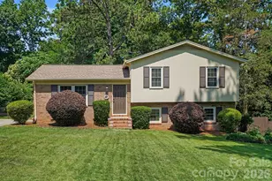 1821 Huntington Pl, Rock Hill, SC 29732 - Photo 2
