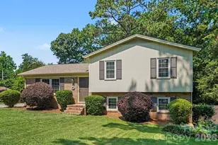 1821 Huntington Pl, Rock Hill, SC 29732 - Photo 4