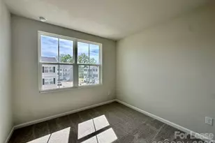 8038 Sinnet Pl, Charlotte, NC 28269 - Photo 24