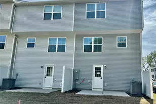 8038 Sinnet Pl, Charlotte, NC 28269 - Photo 2