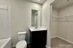 8038 Sinnet Pl, Charlotte, NC 28269 - Photo 20