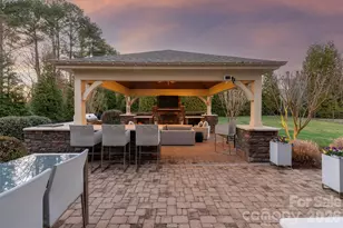 18502 Clavemorr Castle Ct, Charlotte, NC 28277 - Photo 6