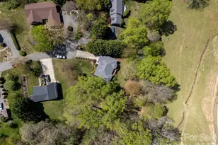 69 N Willow Brook Dr, Asheville, NC 28806 - Photo 24
