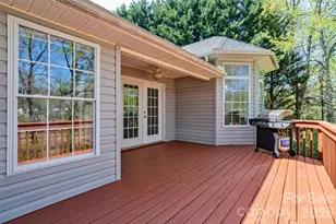 69 N Willow Brook Dr, Asheville, NC 28806 - Photo 22