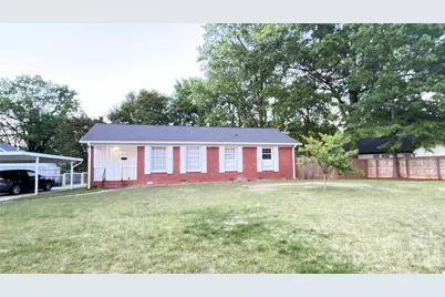 4131 Woodgreen Terrace, Charlotte, NC 28205 - Photo 4