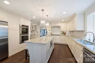 1652 Dilworth Rd W, Charlotte, NC 28203 - Photo 12