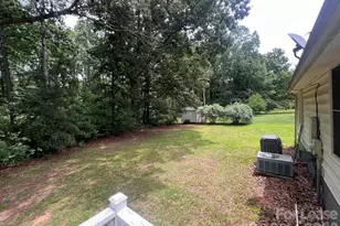 144 Mountain View Rd, Bessemer City, NC 28016 - Photo 32