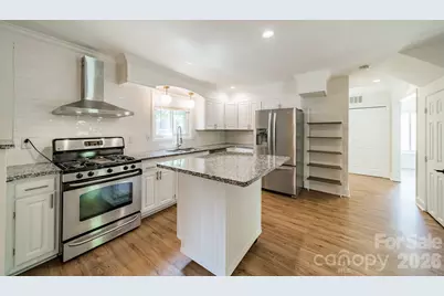 801 Sonata Place, Charlotte, NC 28211 - Photo 6