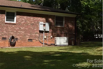217 Redwood Lane, Lincolnton, NC 28092 - Photo 8