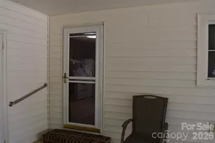 217 Redwood Ln, Lincolnton, NC 28092 - Photo 6