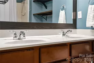 6048 Champions Crest Dr, Charlotte, NC 28269 - Photo 20