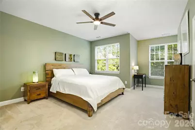 6048 Champions Crest Drive, Charlotte, NC 28269 - Photo 16