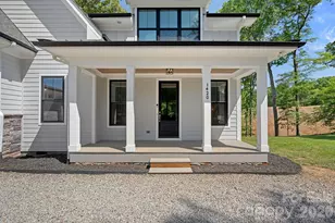 1420 Roundstone Rd, Sherrills Ford, NC 28673 - Photo 2
