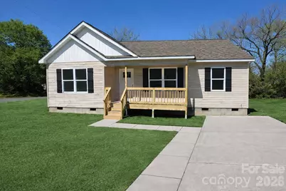 107 Murray Street, Chester, SC 29706 - Photo 1