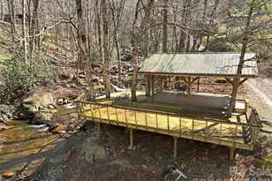 142 Cold Spring Rd, Burnsville, NC 28714 - Photo 4