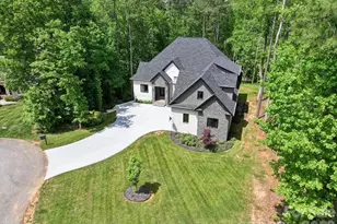 4135 Mineral Ln, Lincolnton, NC 28092 - Photo 2