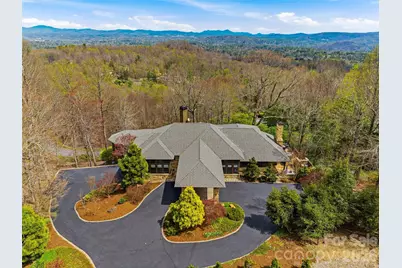 1000 McFarlane Way, Hendersonville, NC 28739 - Photo 2