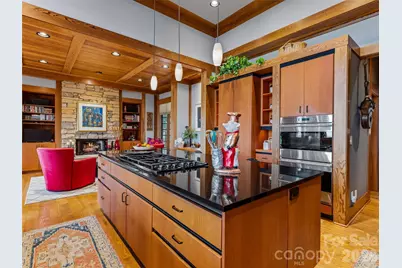 1000 McFarlane Way, Hendersonville, NC 28739 - Photo 20