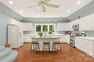 7108 Preston Ct, Charlotte, NC 28215 - Photo 18