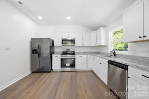3204 Amay James Ave, Charlotte, NC 28208 - Photo 12