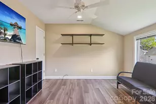 111 W Crawford St, Landrum, SC 29356 - Photo 24