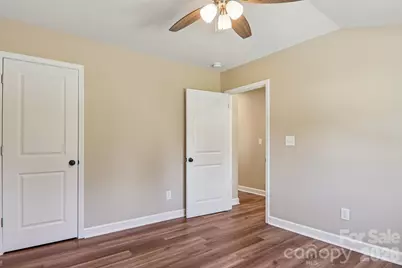 111 W Crawford Street, Landrum, SC 29356 - Photo 20