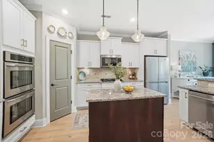 727 Misty Arbor Frd, Clover, SC 29710 - Photo 16