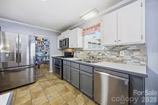 470 Westen Acres Dr, Kannapolis, NC 28081 - Photo 4