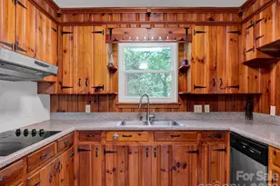 6210 Grove Park Blvd, Charlotte, NC 28215 - Photo 10