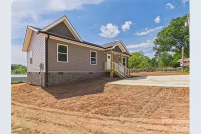 109 Short Street, Granite Falls, NC 28630 - Photo 2