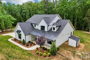 8049 Catawba Cove Dr, Belmont, NC 28012 - Photo 2