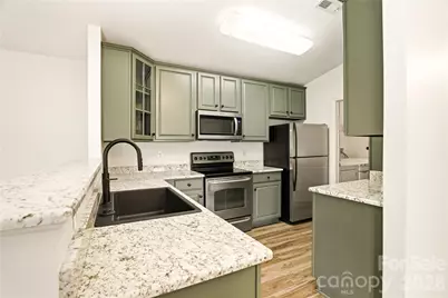 19777 Deer Valley Drive, Cornelius, NC 28031 - Photo 6