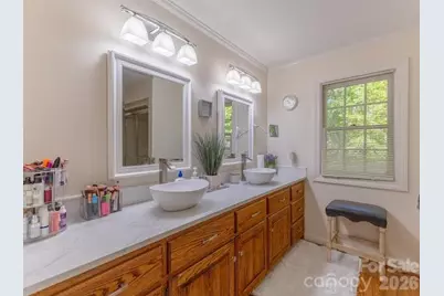 819 Chesterfield Circle SW, Lenoir, NC 28645 - Photo 34