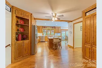 819 Chesterfield Circle SW, Lenoir, NC 28645 - Photo 12