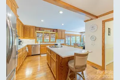 819 Chesterfield Circle SW, Lenoir, NC 28645 - Photo 10