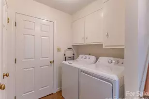 819 Chesterfield Cir SW, Lenoir, NC 28645 - Photo 24