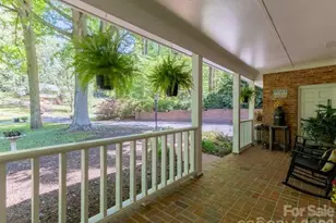 819 Chesterfield Cir SW, Lenoir, NC 28645 - Photo 6