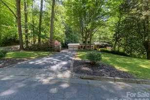 819 Chesterfield Cir SW, Lenoir, NC 28645 - Photo 4