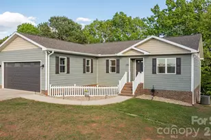 4262 Boulder Dr, Morganton, NC 28655 - Photo 2