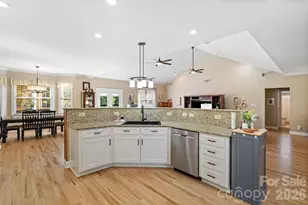 1701 S Point Rd, Belmont, NC 28012 - Photo 6