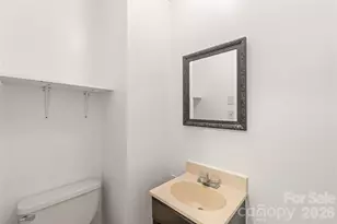 548 Drury Dr, Charlotte, NC 28206 - Photo 16