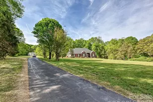 10896 Pioneer Mill Rd, Concord, NC 28025 - Photo 2