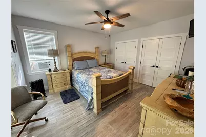 2371 W Paradise Harbor Drive, Connelly Springs, NC 28612 - Photo 20