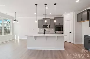 7597 Bainbridge Rd, Sherrills Ford, NC 28673 - Photo 10