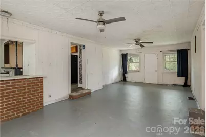 603 Halsbury Avenue, Hendersonville, NC 28791 - Photo 2